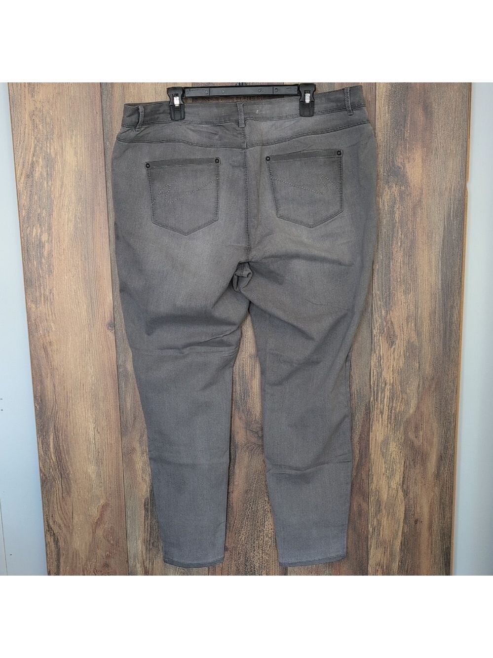 Cato Est 1946 Gray Contemporary Skinny Jeans 20W C233